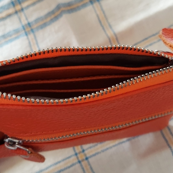 Leather Id/Coin/Key Wristlet - Picture 5 of 9